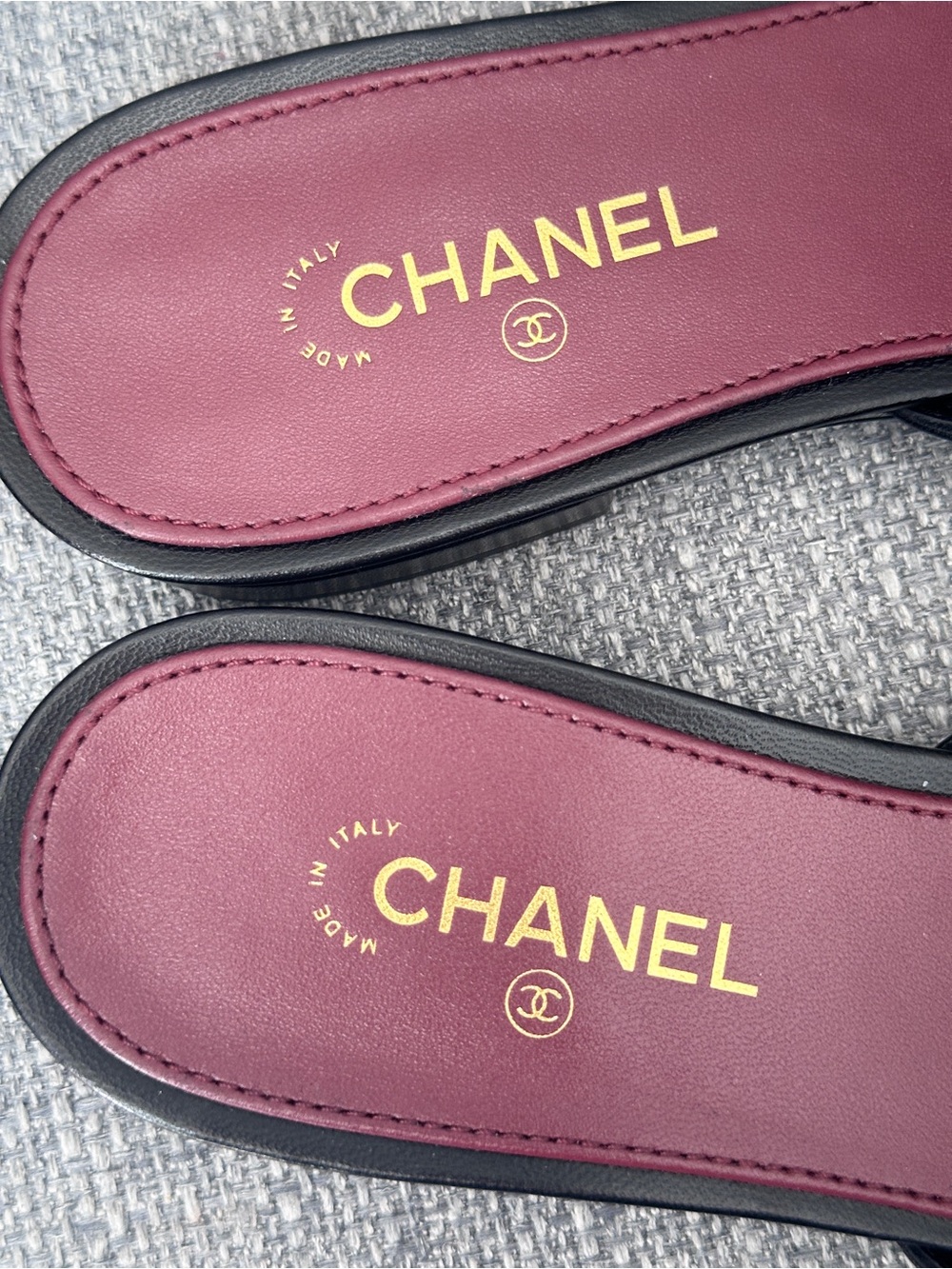 NEW CHANEL BLAZY Black strappy Leather GOLD CC FLIP FLOP Slides Flat Sandals 37C - Picture 13 of 15